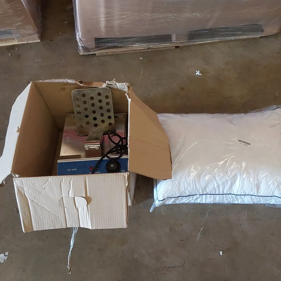 PALLET CONTAINING ASSORTED HOUSEHOLD PRODUCTS INCLUDING VACUUM CLEANER, ELECTRIC FRYER, EMMA PILLOW, GAMING CHAIR ETC 
