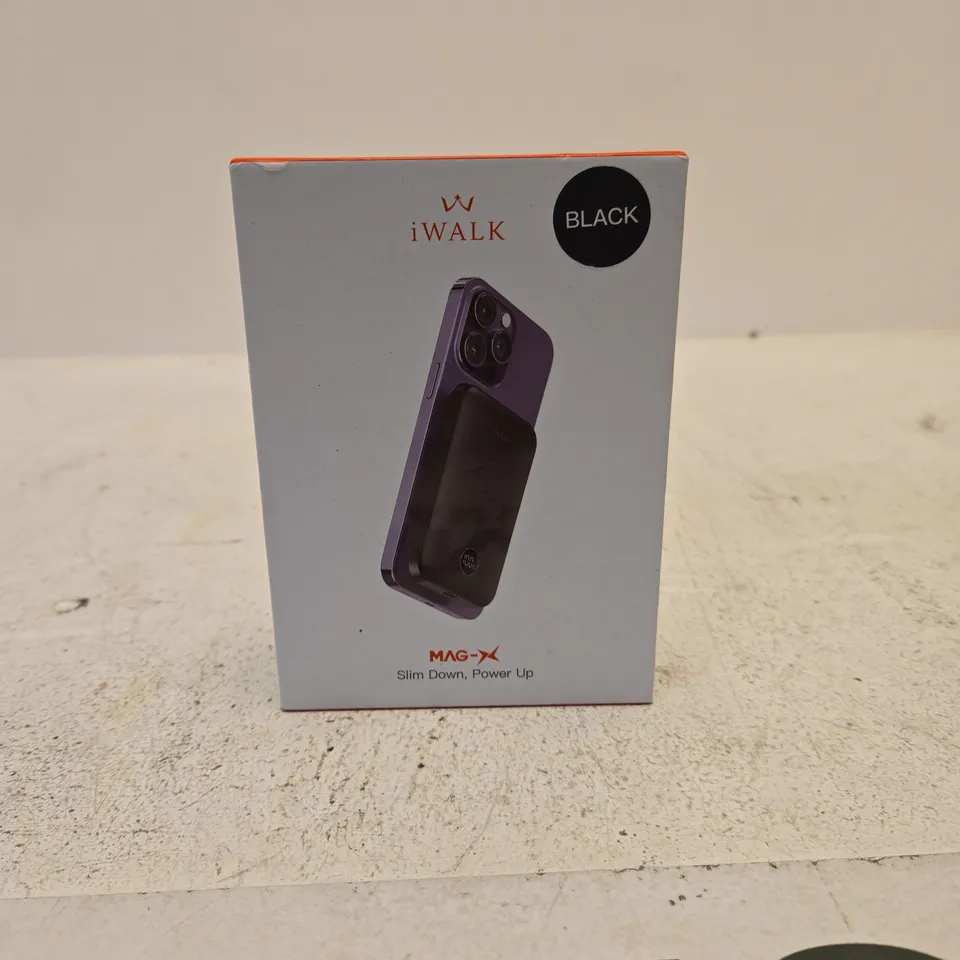 IWALK BLACK MAG-X 5000MAH PORTABLE CHARGER