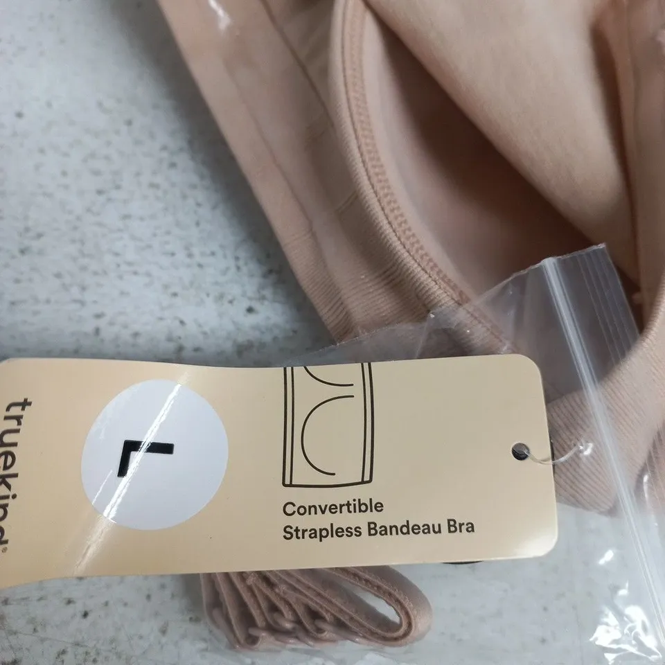 TRUEKIND CONVERTIBLE STRAPLESS BANDEAU BRA – BEIGE, SIZE L
