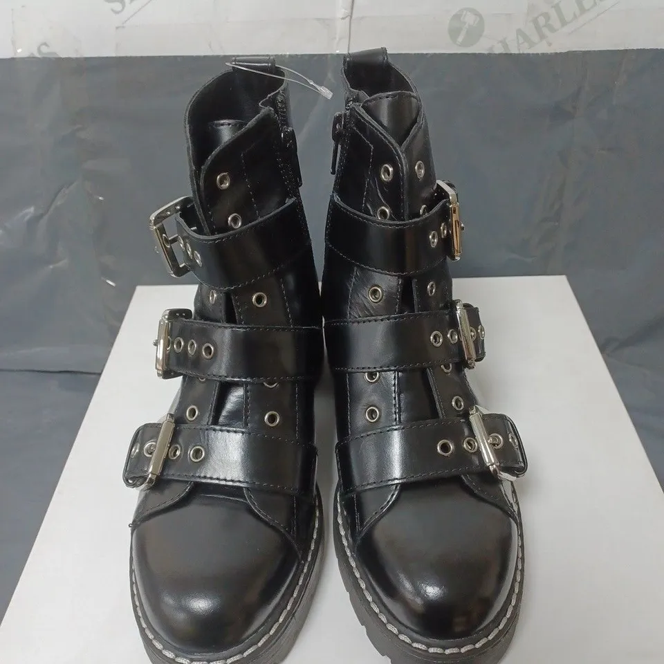 BOXED PAIR OF WHITBY BLACK LEATHER BOOTS SIZE 36