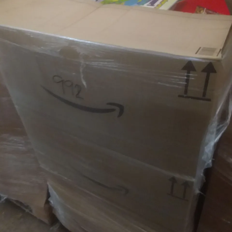 PALLET OF ASSORTED BOOKS INCLUDING KIDS BOOKS, RECIPE BOOKS, ACTIVITY BOOKS