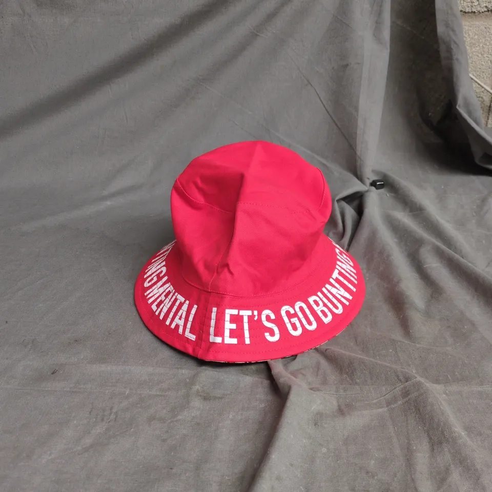 DARTS STEPHEN BUNTING REVERSIBLE BUCKET HAT