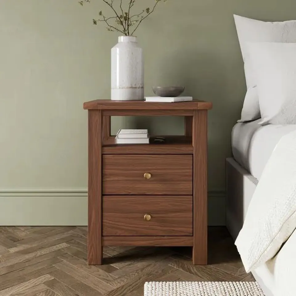 BOXED OLNEY 2 DRAWER BEDSIDE TABLE - MID OAK EFFECT (1 BOX)