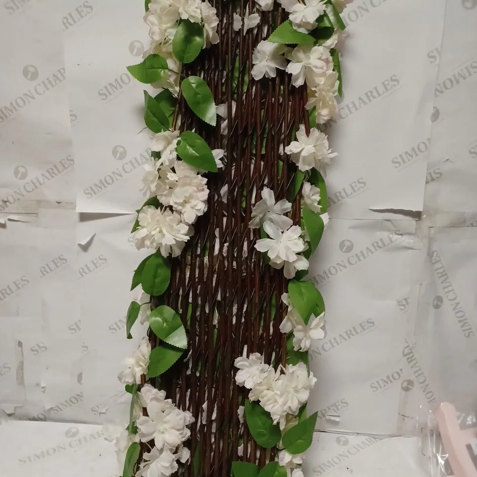 CHERRY BLOSSOM TRELLIS 180 X 60 CM  RRP £32.99