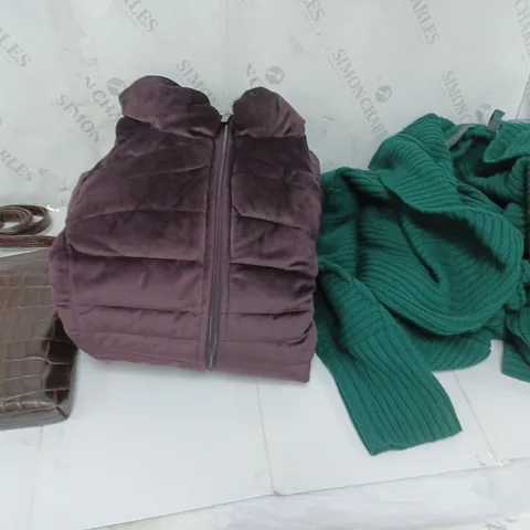 BOX OF 5 ASSORTED CLOTHING ITEMS TO INCLUDE GREEN CARDIGAN, ETC