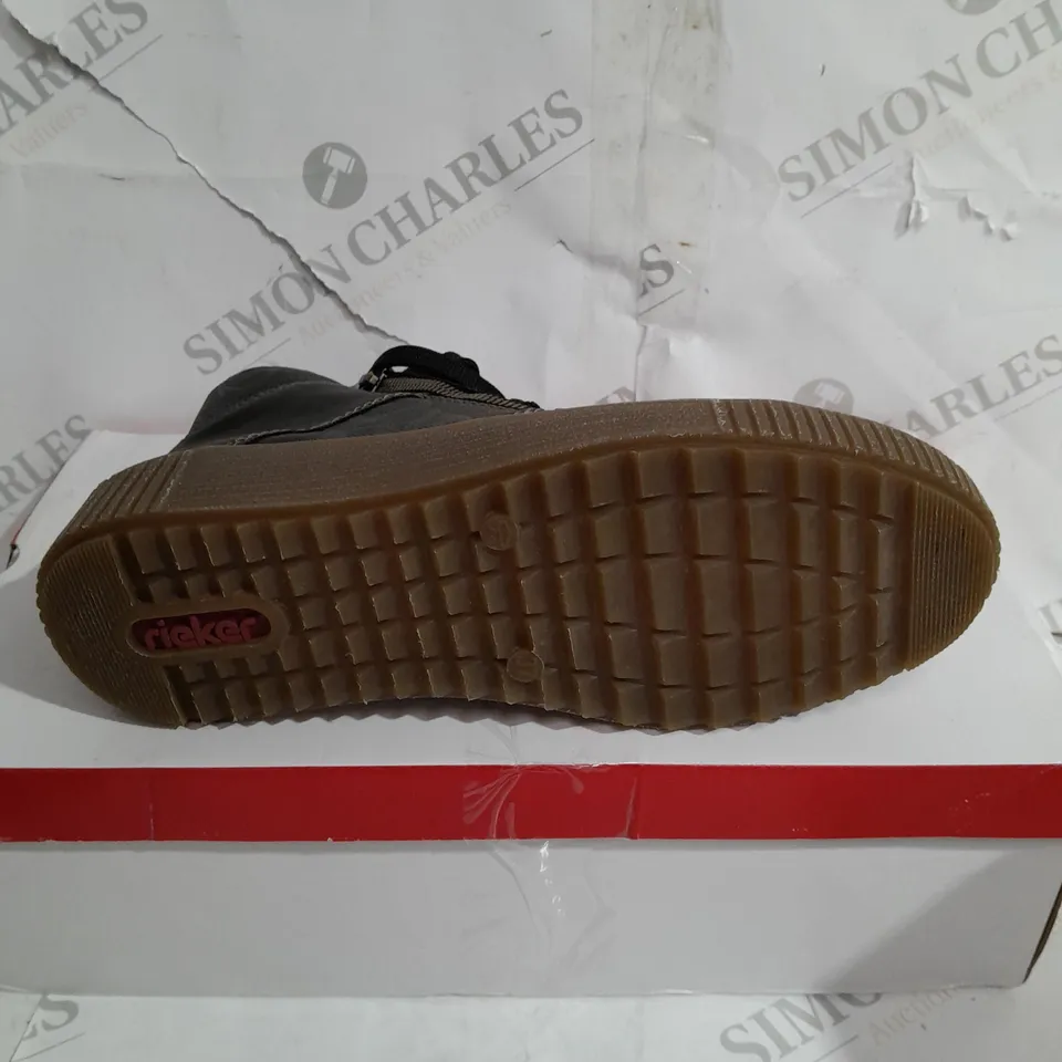 BOXED RIEKER HI TOP TRAINER WITH CUFF, KHAKI - SIZE 4