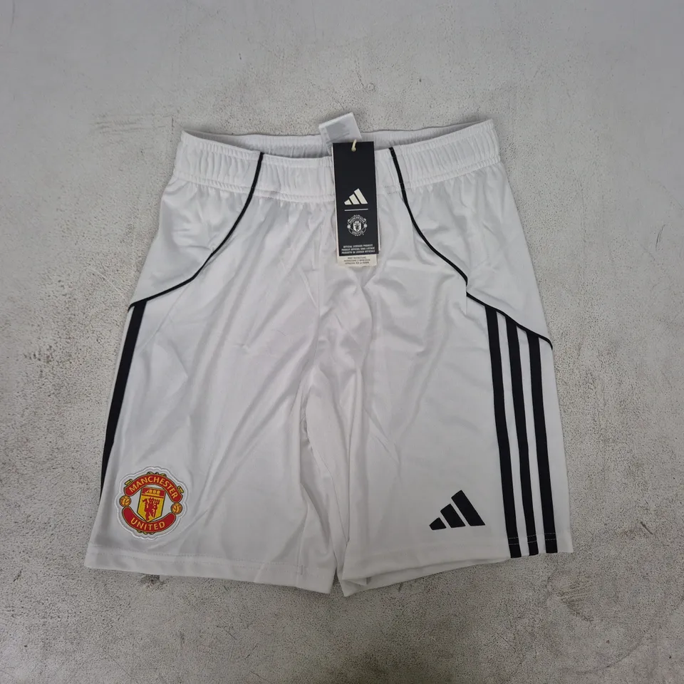 ADIDAS MANCHESTER UNITED SHORTS IN WHITE/BLACK SIZE 13/14