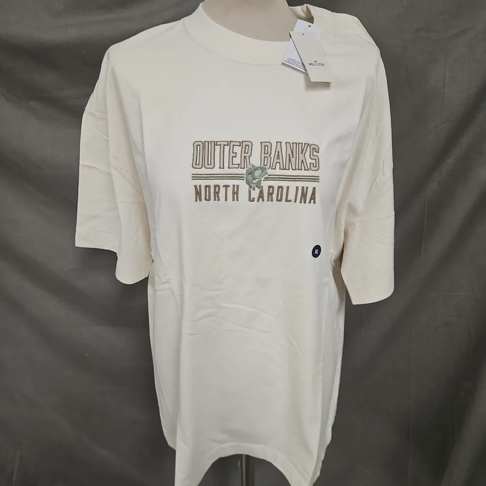 HOLLISTEROUTER BANKS HEAVYWEIGHT BOXY FIT TEE IN CREAM SIZE XL