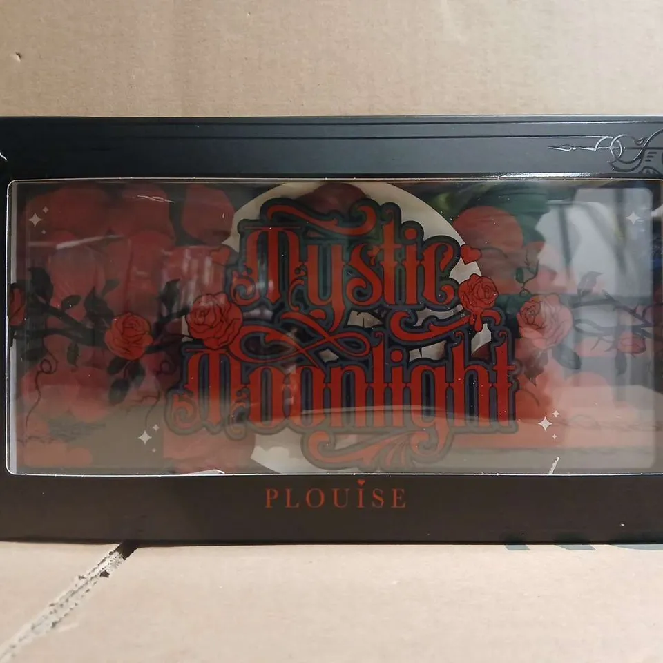 P.LOUISE MYSTIC MOONLIGHT PALETTE