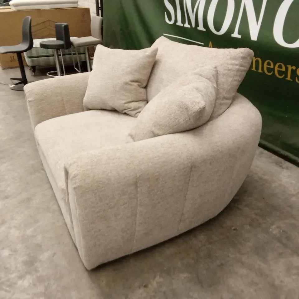 NEC BILLOW LARGE FABRIC LOVE SEAT