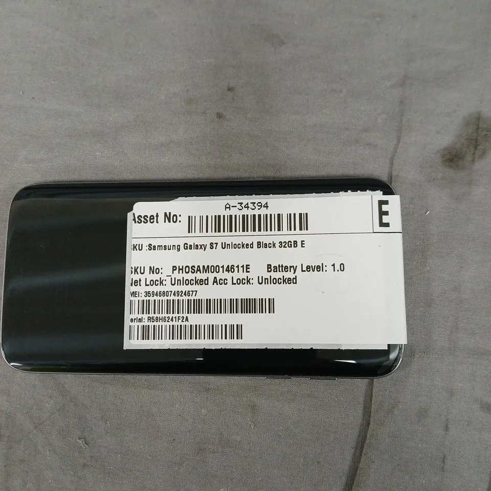 SAMSUNG GALAXY S7 UNLOCKED – BLACK, 32GB. PHONE DOES NOT POWER ON