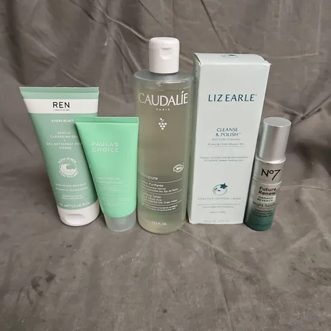 LOT OF APPROX 5 ASSORTED SKINCARE PRODUCTS TO INCLUDE - N07 FUTURE RENEW NIGHT SERUM - LIZ EARLE HOT CLOTH CLEANSER - PAULA'S CHOICE OVERNIGHT SUPER HYDRATE MASK - ETC