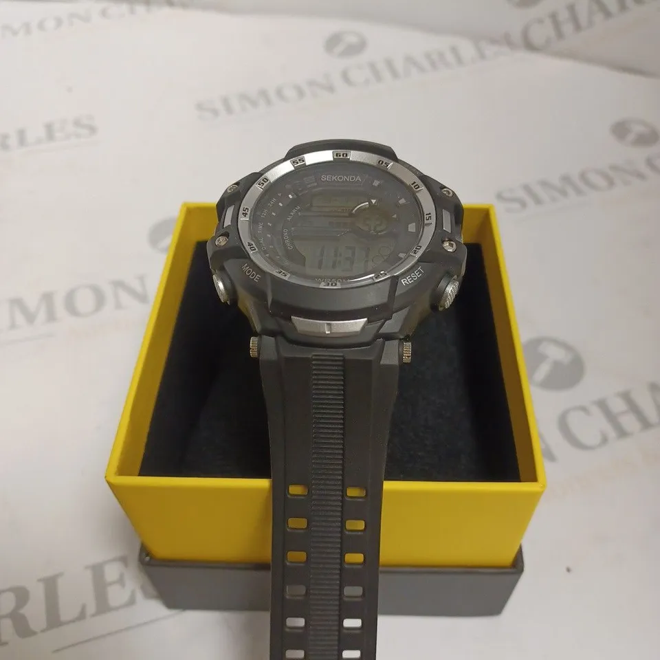 BOXED SEKONDA STEEL SILICONE STRAP WATCH - BLACK