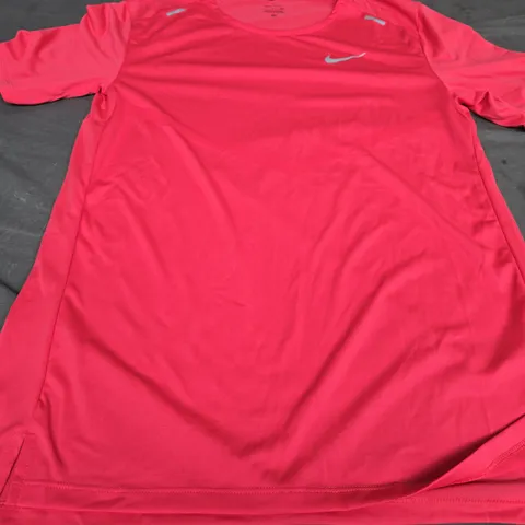 NIKE PLAIN LOGO T-SHIRT, PINK - UK SIZE S