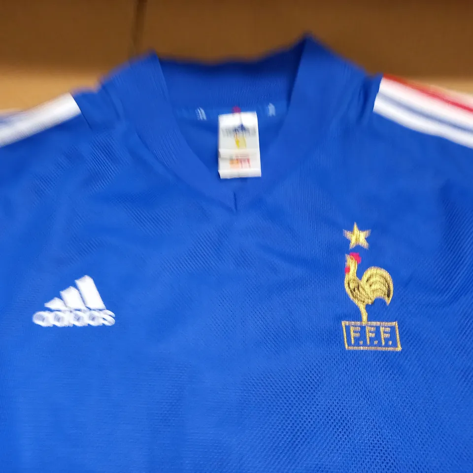 F.F.F. V-NECK BLUE SPORTS T-SHIRT - SIZE UNSPECIFIED