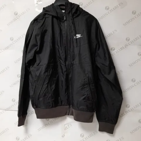 NIKE WATERPROOF JACKET IN BLACK AND BROWN SIZE M