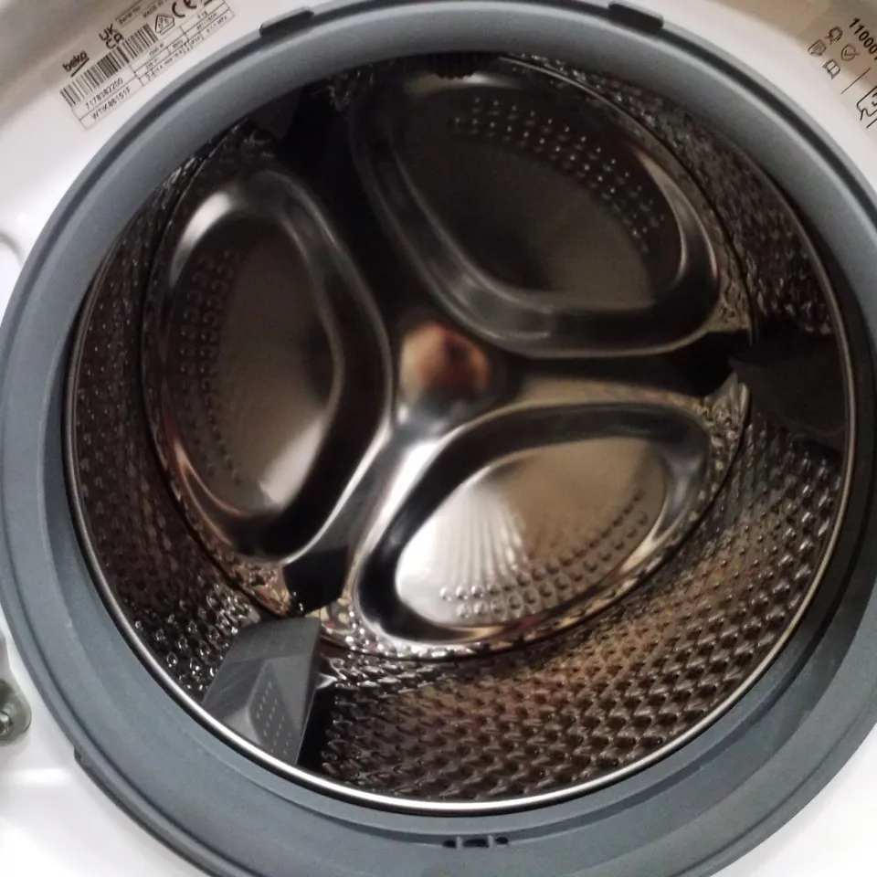 PALLET CONTAINING BEKO WTIK86151F WASHING MACHINE & BEKO BRS3682 UNDER COUNTER FRIDGE 