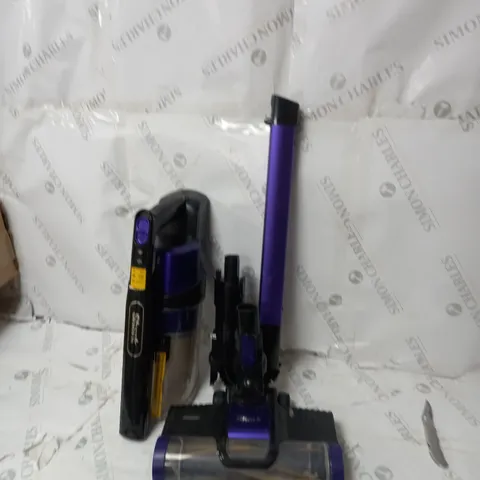 BOXED SHARK ANTI HAIR WRAP CORDLESS PET VACUUM CLEANER IZ202UKT