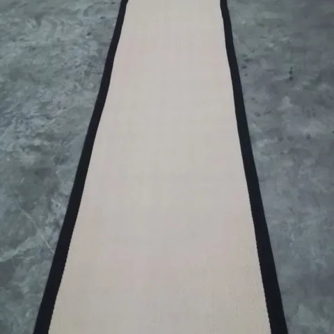 QUALITY DESIGNER AREA RUG - APPROXIMATELY 300X80CM