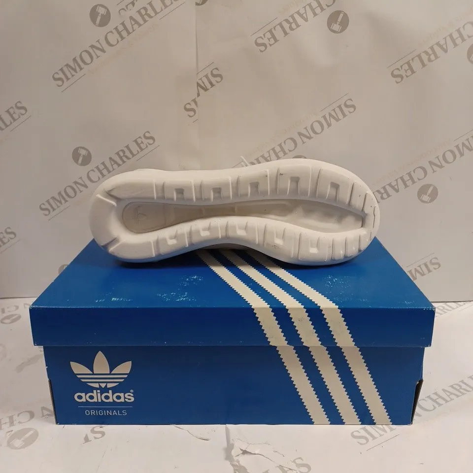BOXED ADIDAS TUBULAR RUNNER UK 8 WHITE 