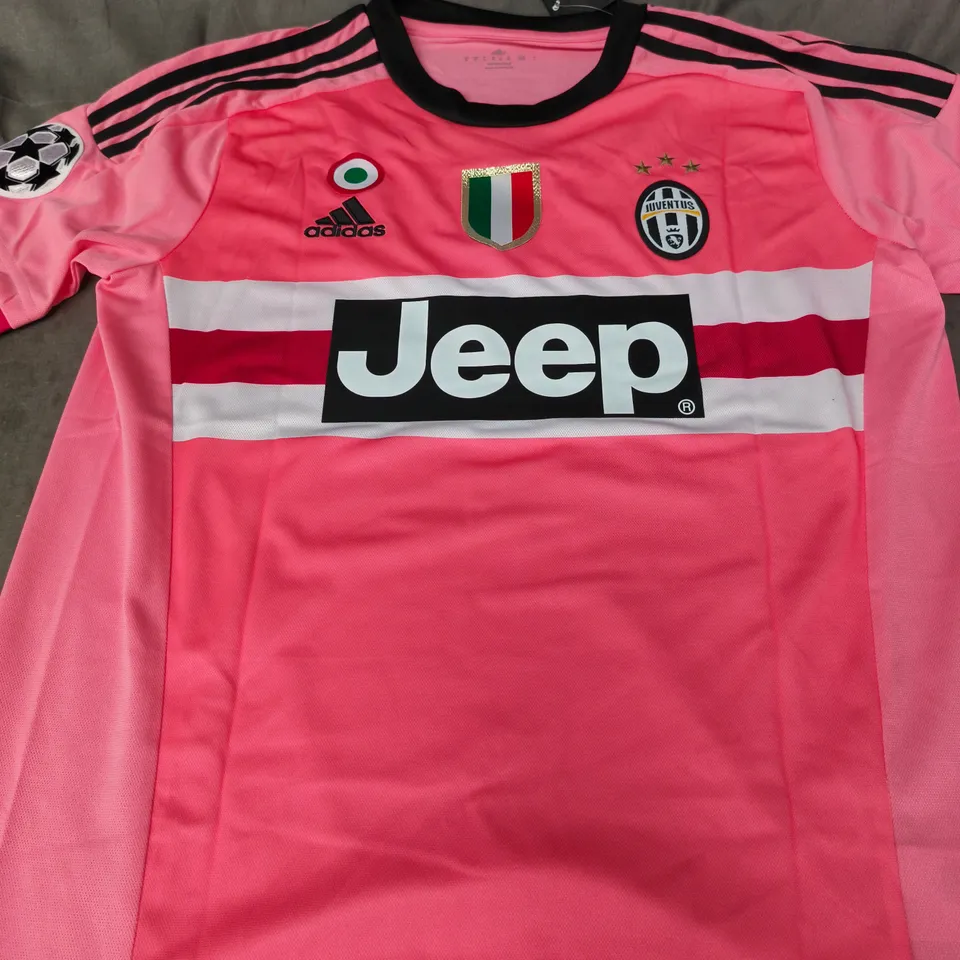 JUVENTUS FC AWAY JERSEY - DYBALA 21 - SIZE M