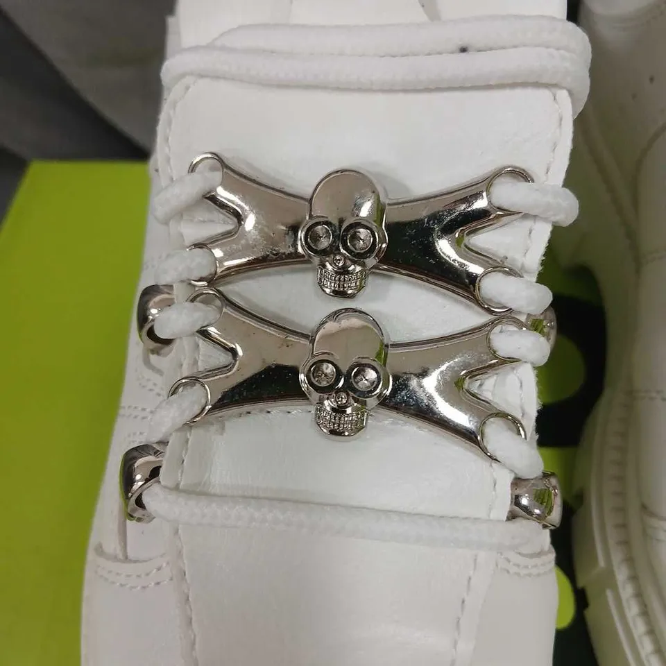 BRAND NEW BOXED KOI KIDZ LIL' RIMO CORE WHITE TRAINERS – UK 13K (KIDS)