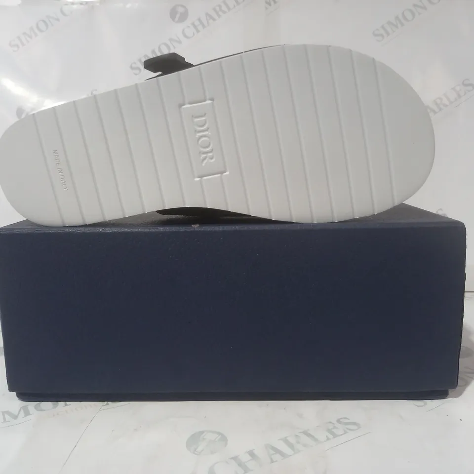 BOXED PAIR OF DIOR SLIDERS IN BLACK EU SIZE 44
