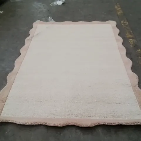 QUALITY DESIGNER AREA RUG - APPROXIMATELY 163x118cm