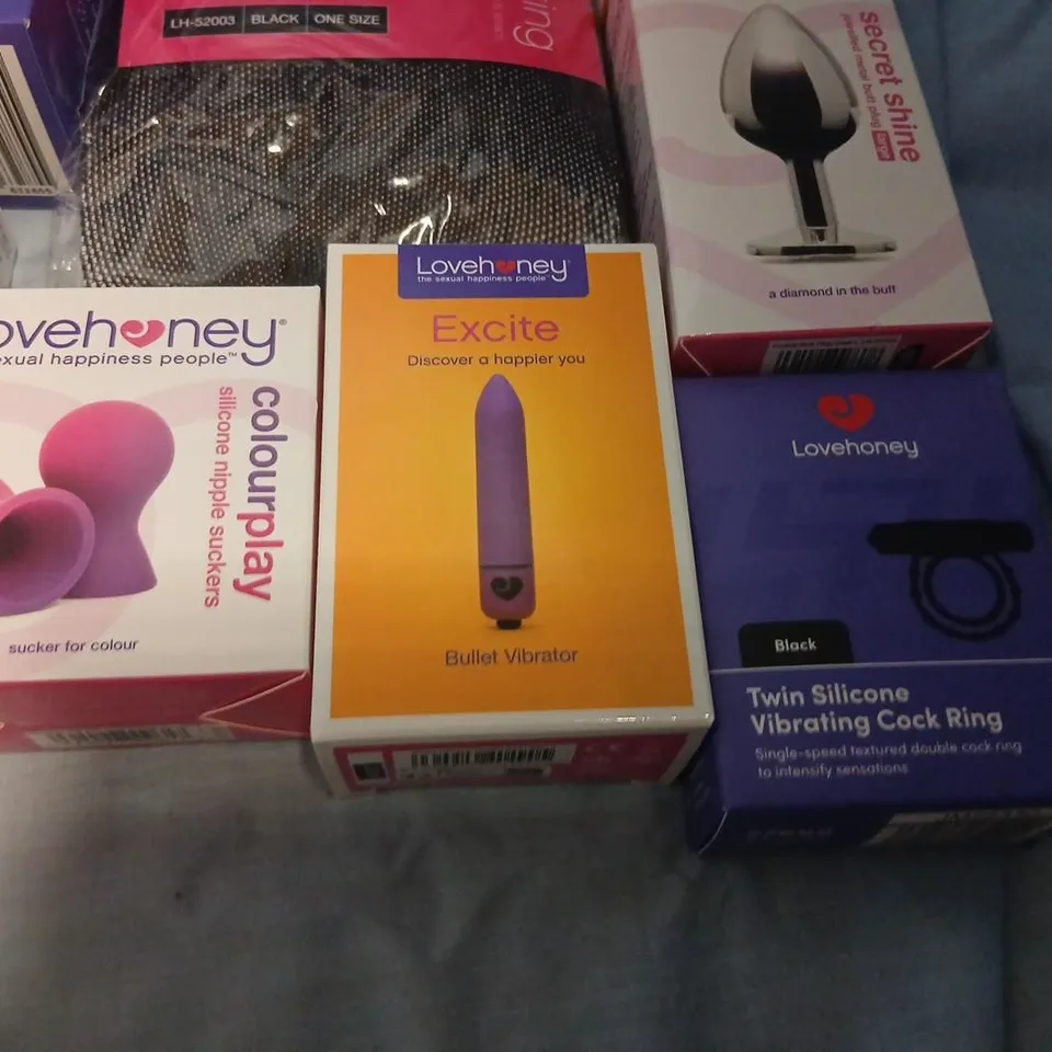 LOVEHONEY SEX TOY BUNDLE – ASSORTED BOXES (DILDOS, BULLETS, COCK RINGS) + LINGERIE BAG