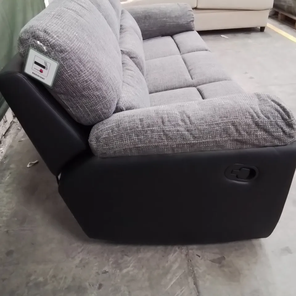 QUALITY DESIGNER 3 SEATER MANUAL RECLINING FABRIC/FAUX LEATHER UPHOLSTERED GREY WOVEN SOFA