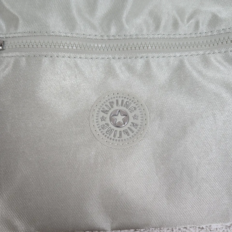 KIPLING CROSSBODY BAG – LIGHT GREY NYLON WITH FRONT ZIP POCKETS