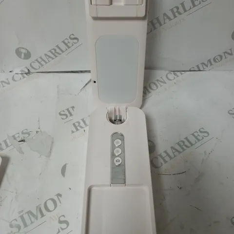 BOXED FOLDABLE MOBILE PHONE HOLDER