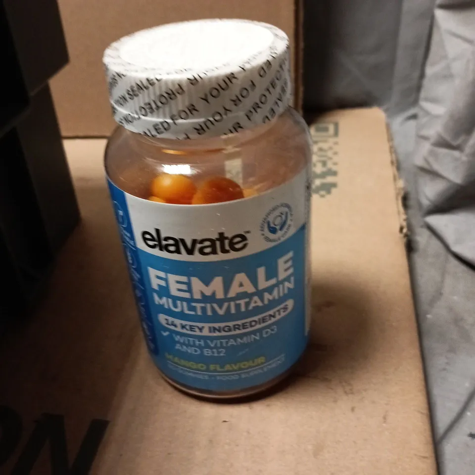 TOTE OF APPROXIMATELY 16 ASSORTED VITAMINS AND DIETARY SUPPLEMENTS TO INCLUDE: FEMALE MULTIVITAMINS 