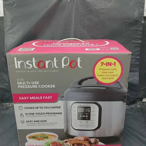 INSTANT POT DUO MULTI USE PRESSURE COOKER