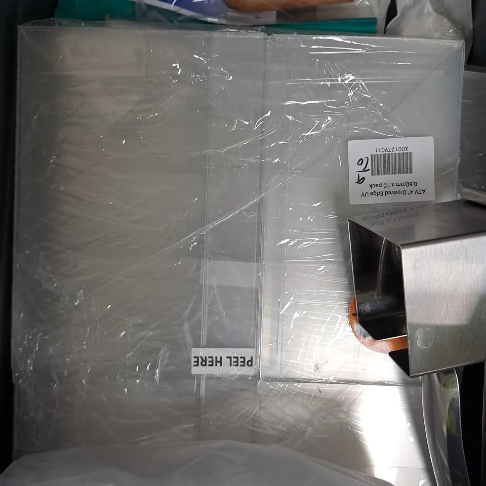 APPROXIMATELY 15 ASSORTED HOUSEHOLD ITEMS TO INCLUDE POO BAGS, CONTAINERS, SCENT BOOSTERS ETC 