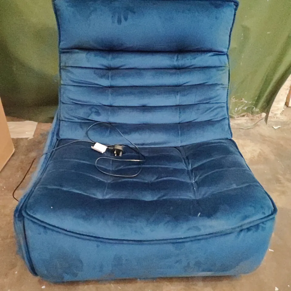 BLUE FABRIC ELECTRIC RECLINING ONE SEATER SOFA