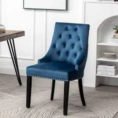 BOXED REGENT BLUE VELVET BUTTON BACK DINING CHAIR (OAK LEG)