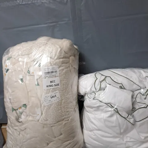 APPROXIMATELY 5 COZEE HOME BEDDING SETS ASSORTED COLOURS, SIZES AND STYLES