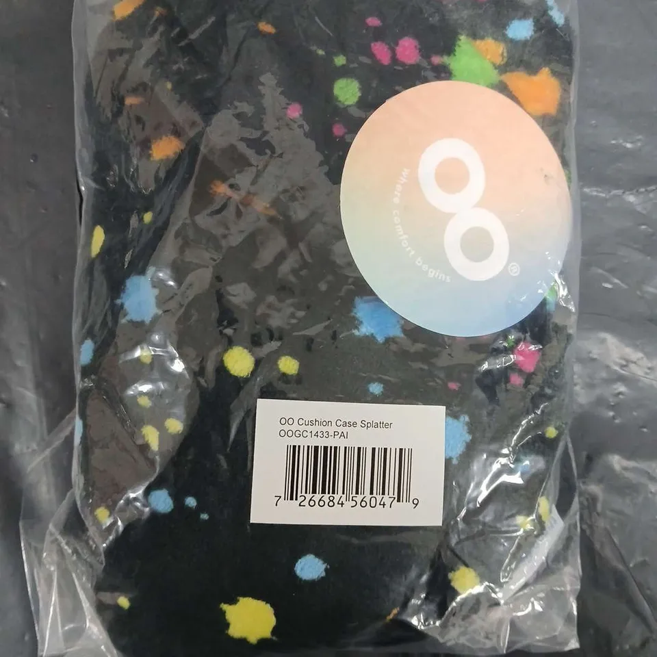 BAGGED THE OODIE CUSHION CASE IN SPLATTER