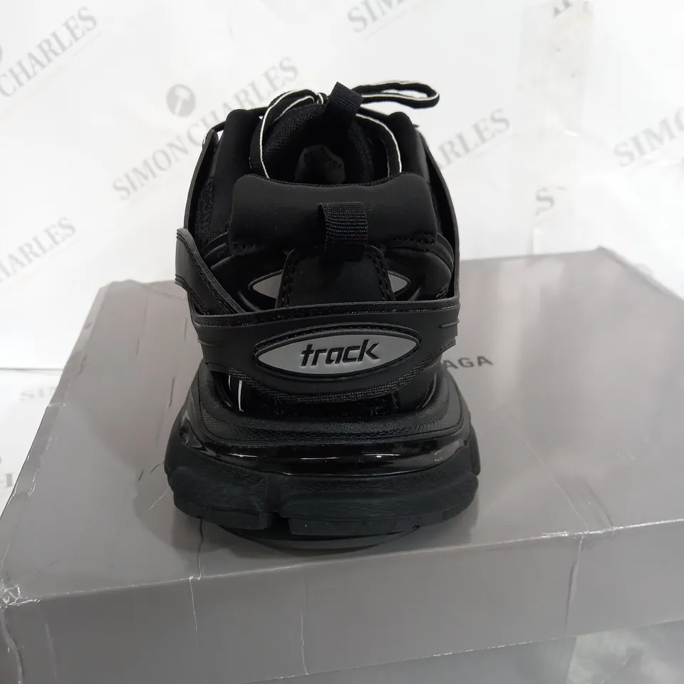 BOXED PAIR OF BALENCIAGA TESS.S.GOMMA BLACK TRAINERS SIZE 12