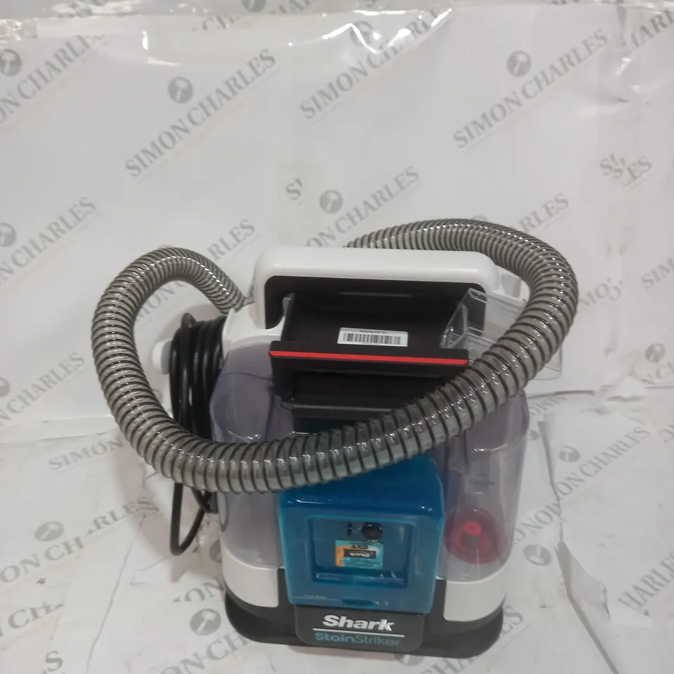 BOXED SHARK STAIN STRIKER PET SPOT CLEANER PX200UKT