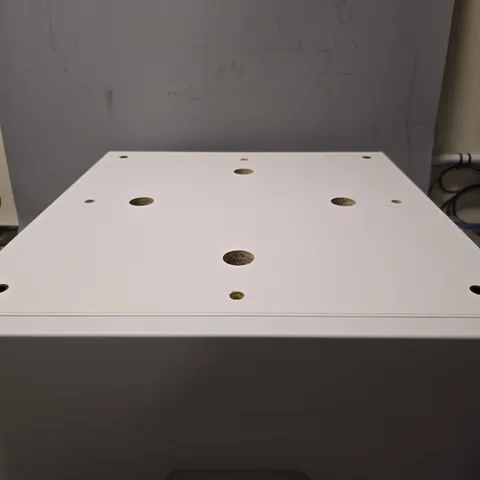 BOXED UNBRANDED FLIP OPEN WHITE DRAW