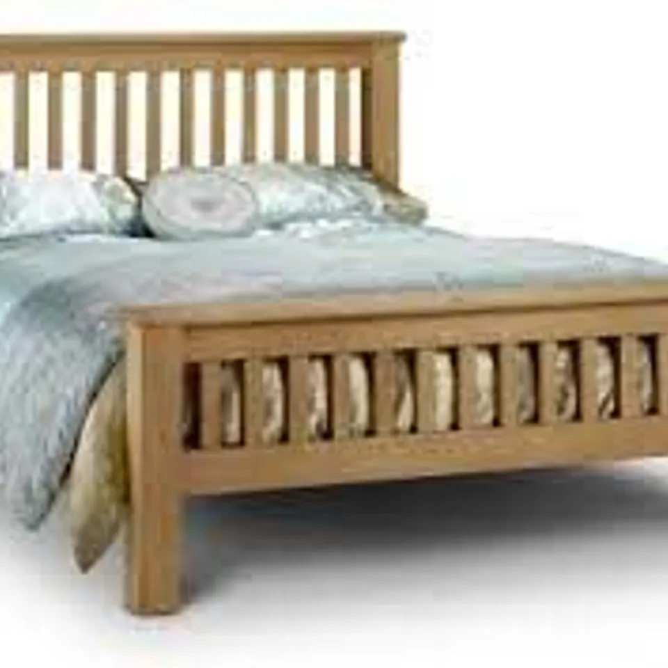BOXED AMSTERDAM BED HIGH FOOT END 150CM WAXED OAK