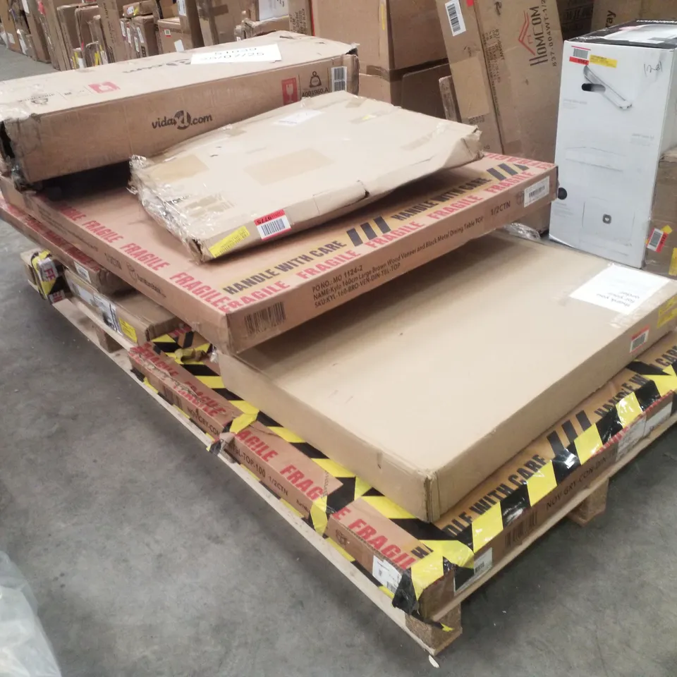 PALLET CONTAINING ASSORTED FLATPACK FURNITURE PARTS 