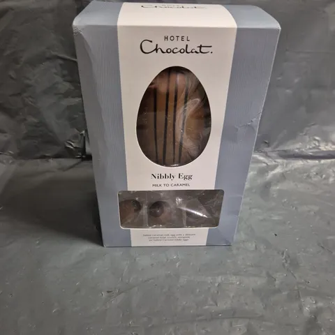BOXED HOTEL CHOCOLATE NIBBLY EGG MILK TO CARAMEL 210G