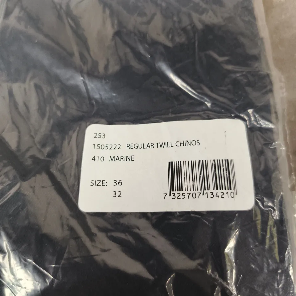 GANT REGULAR TWILL CHINOS – NAVY, UK 36 X 32