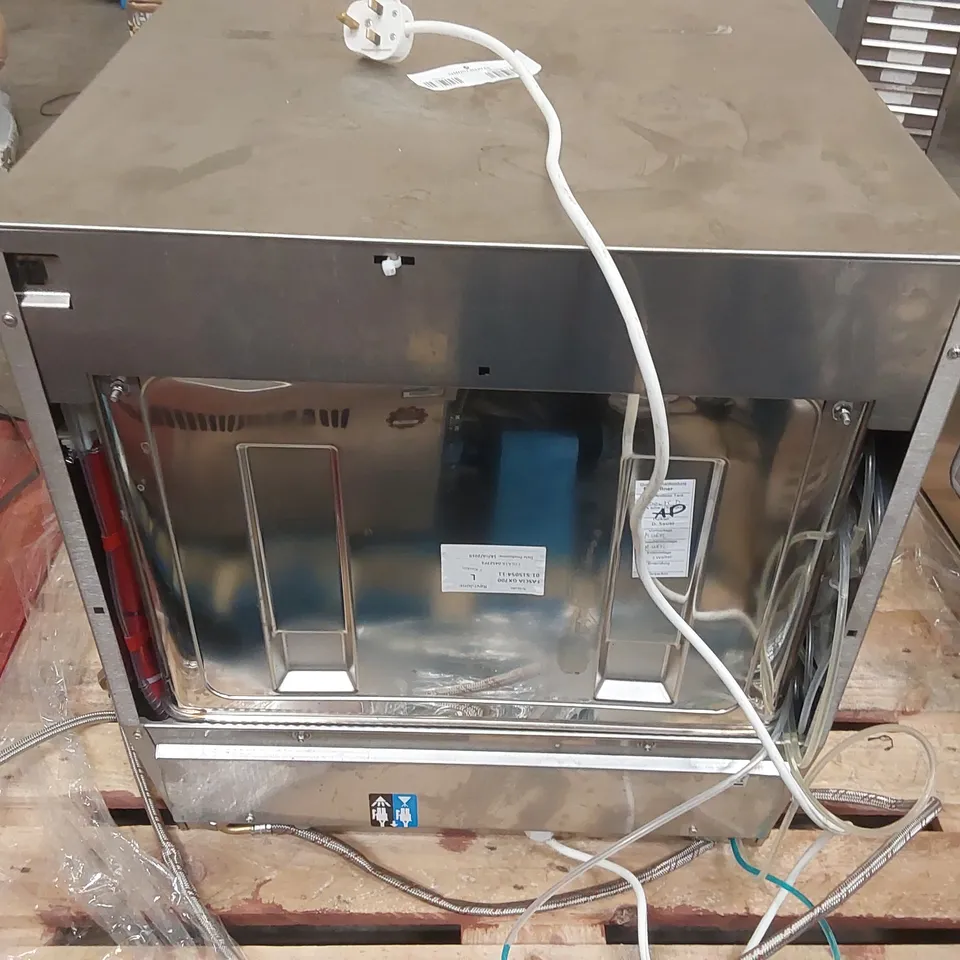 HOBART GXCS 11B UNDER COUNTER GLASS WASHER