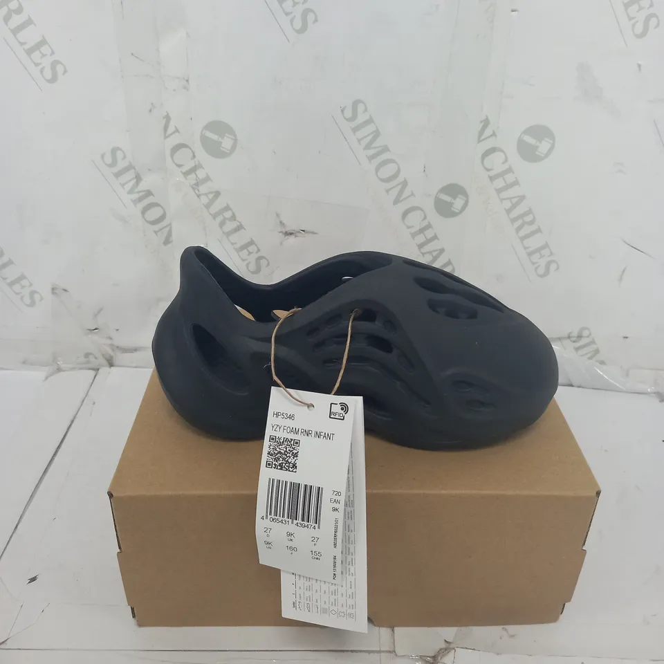 BOXED ADIDAS YEEZY FOAM RNR - INFANTS SIZE 
