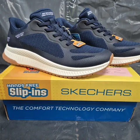 BOXED PAIR OF SKECHERS BOBS SHOES IN NAVY SIZE 5.5