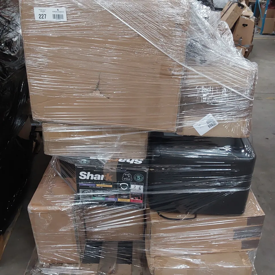 PALLET OF APPROXIMATELY 21 ASSORTED PRODUCTS TO INCLUDE;